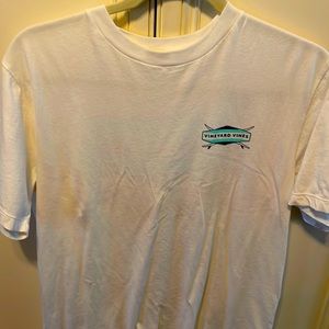 Mens Vineyead Vines tshirt
